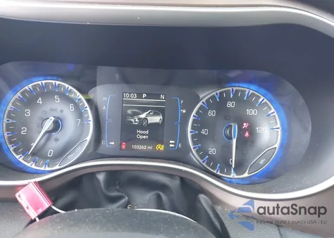 2018 Chrysler Pacifica Touring L из США, поврежденный, VIN 2C4RC1BG7JR133070